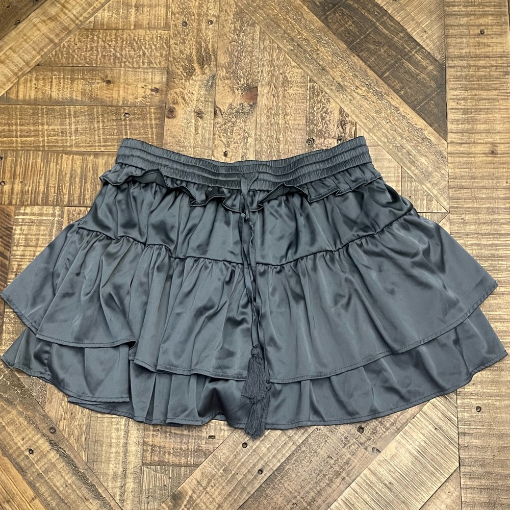 Pants Store Charcoal Grey Satin Tiered Ruffle Mini Skort Size XL
